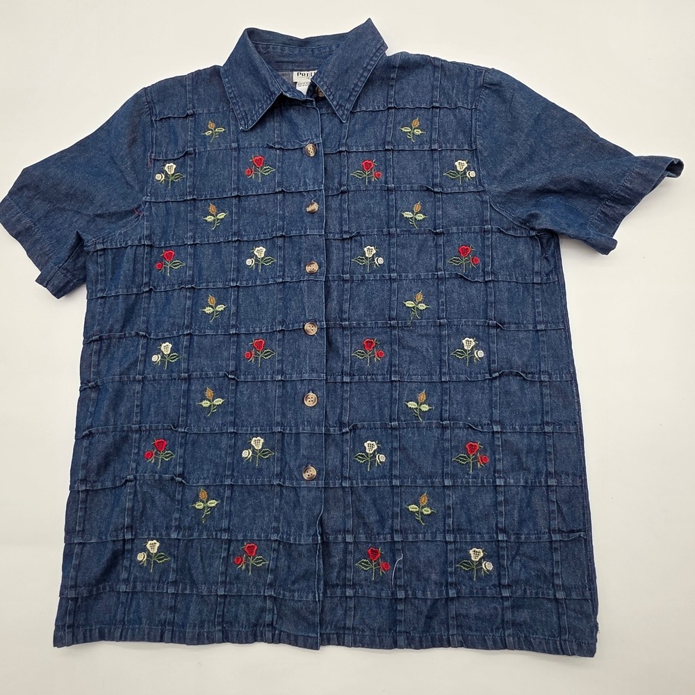 VNT Denim Shirt WMNs XL Blue Embroidered Pintuck Short Sleeve Coastal Grandma